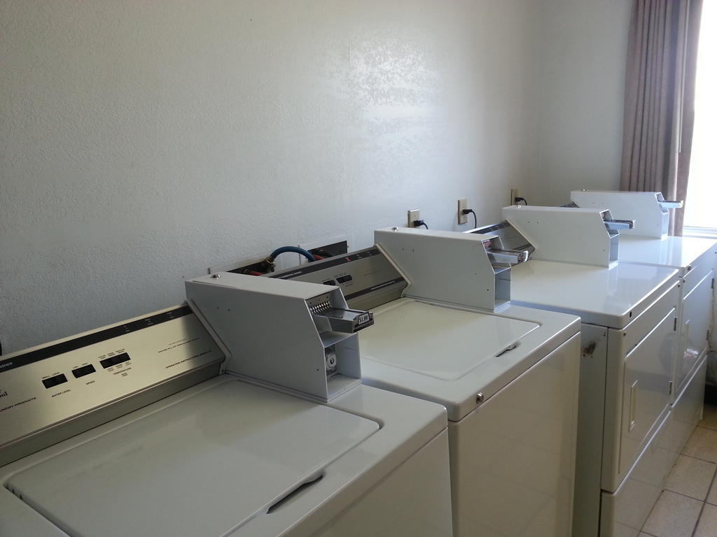 Americas Best Value Inn Westmorland Esterno foto